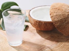 Apa Manfaat Ibu Hamil Minum Air Kelapa Yuk Simak Disini